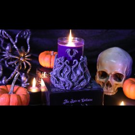 "Valarian" Purple Candle with Lair Fragrance